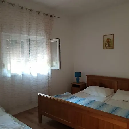 Apartman Nicolle Brzac Exterior photo